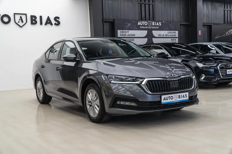 Skoda Octavia — Poza 3
