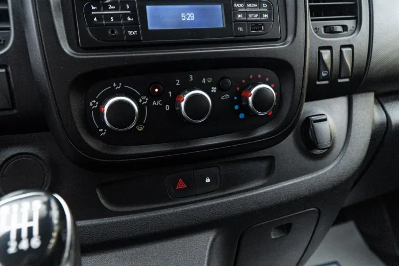 Renault Trafic — Poza 11