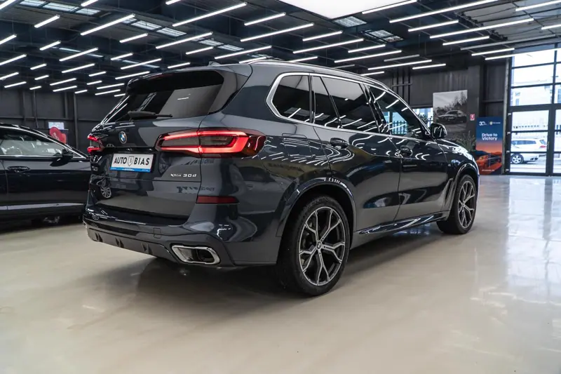 BMW X5 — Poza 7