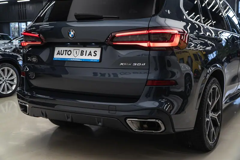 BMW X5 — Poza 13