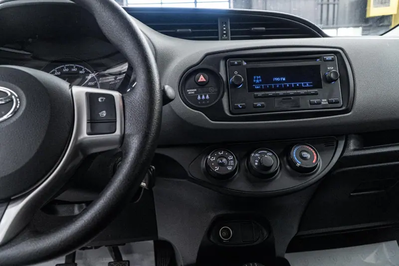 Toyota Yaris — Poza 25