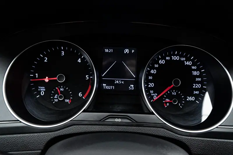 Volkswagen Passat — Poza 18