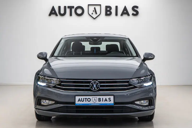 Volkswagen Passat — Poza 22