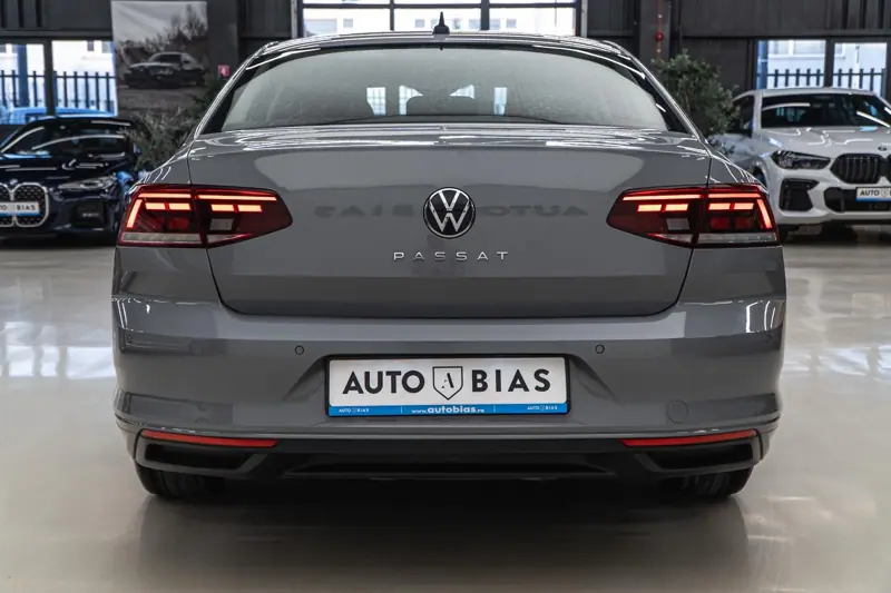 Volkswagen Passat — Poza 25