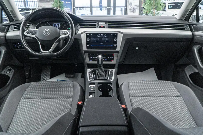 Volkswagen Passat — Poza 35