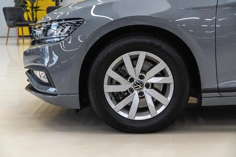 Volkswagen Passat — Poza 40