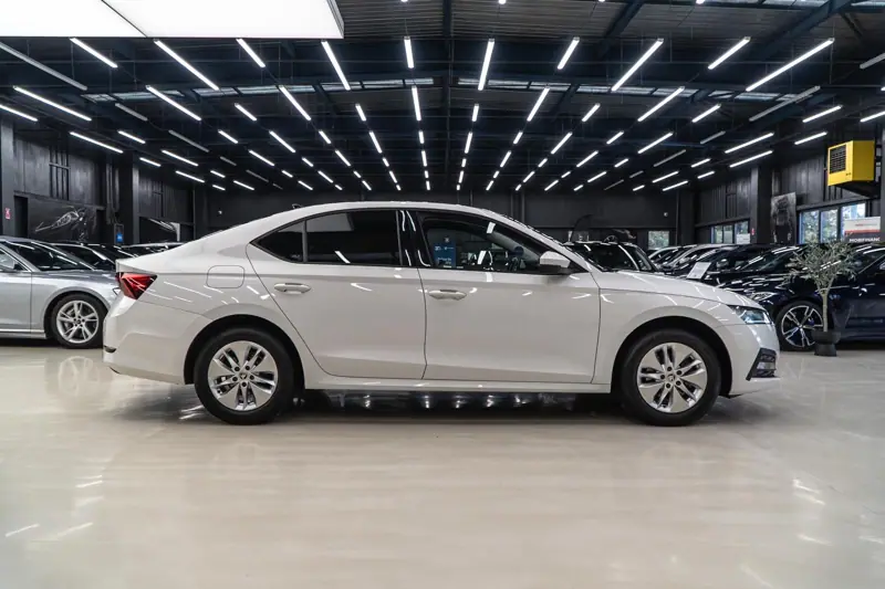 Skoda Octavia — Poza 19