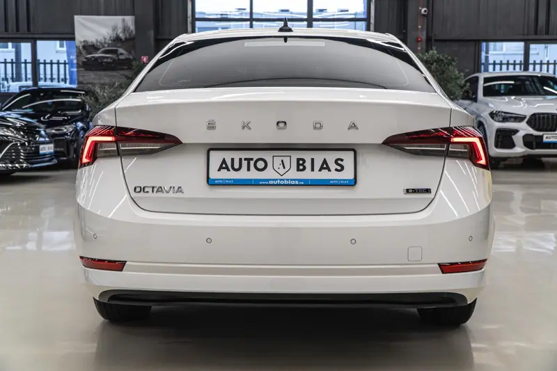 Skoda Octavia — Poza 25