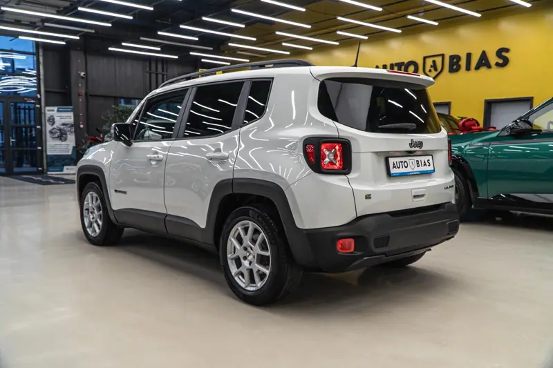 Jeep Renegade — Poza 7