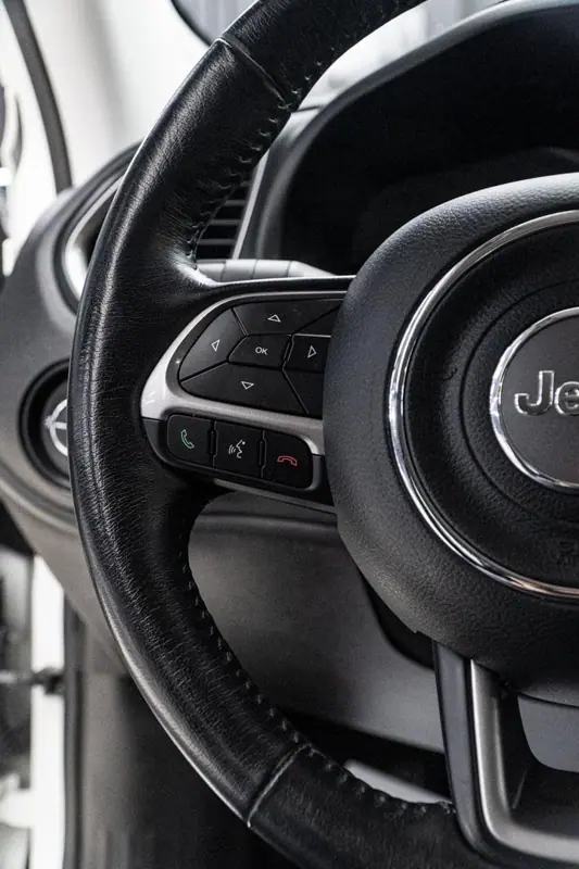 Jeep Renegade — Poza 15