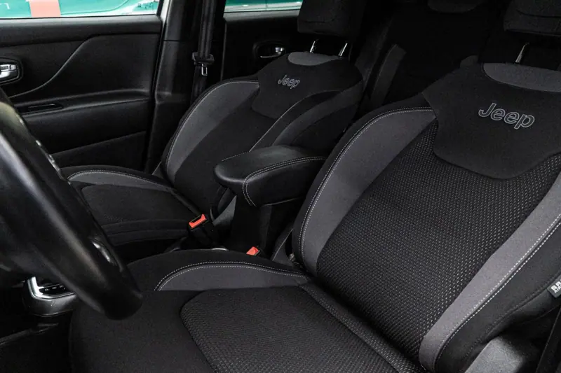 Jeep Renegade — Poza 17
