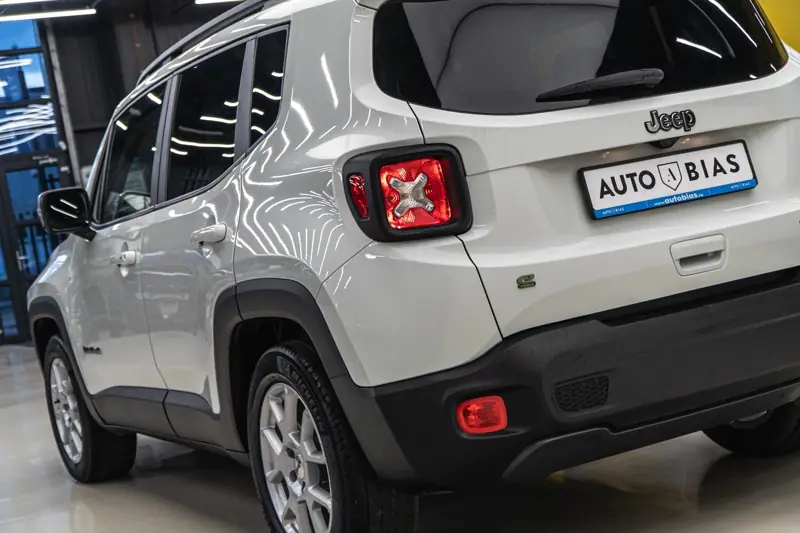 Jeep Renegade — Poza 31