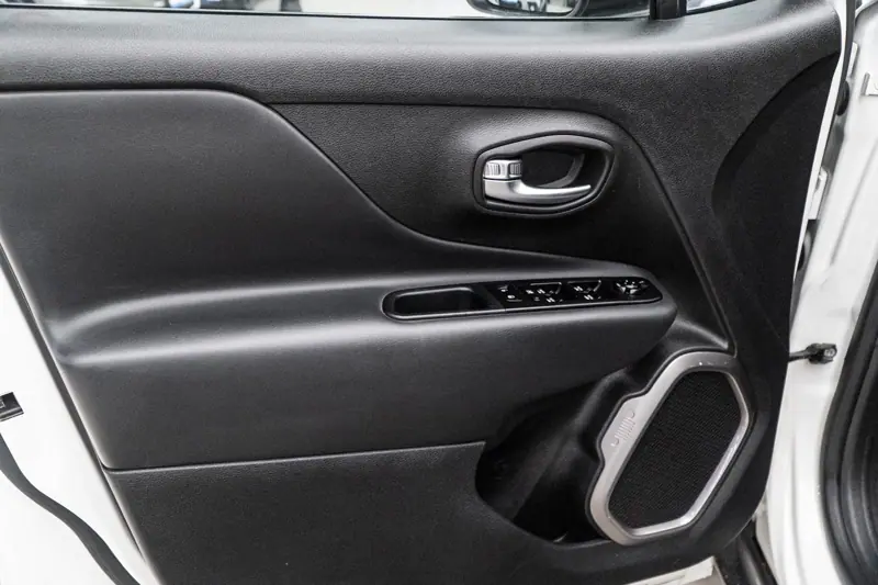 Jeep Renegade — Poza 33
