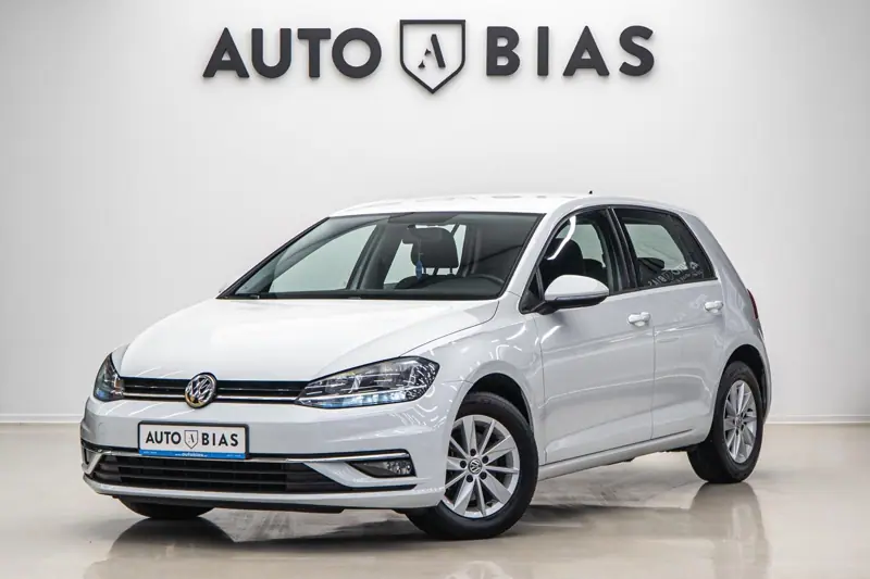 Volkswagen Golf — Poza 1