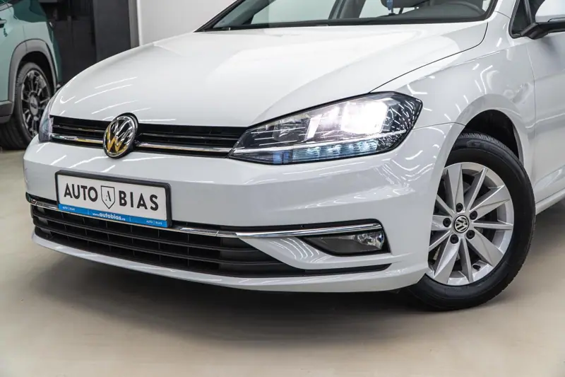 Volkswagen Golf — Poza 10