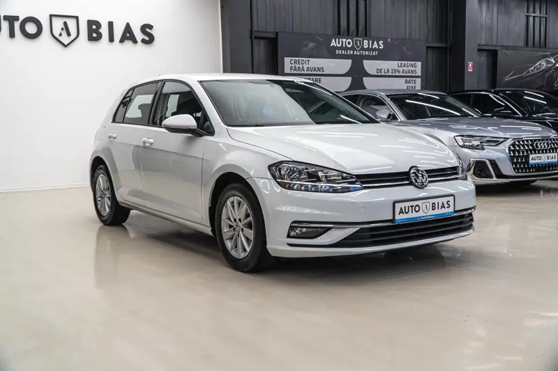 Volkswagen Golf — Poza 3
