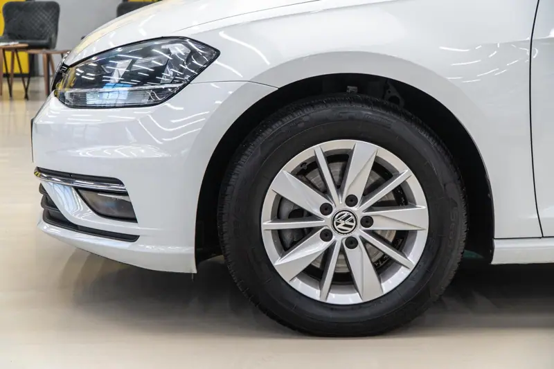 Volkswagen Golf — Poza 40