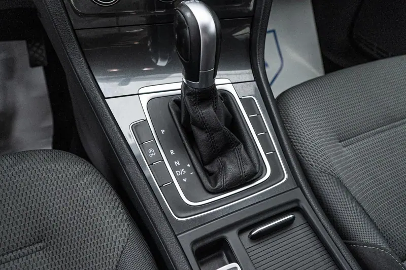 Volkswagen Golf — Poza 15