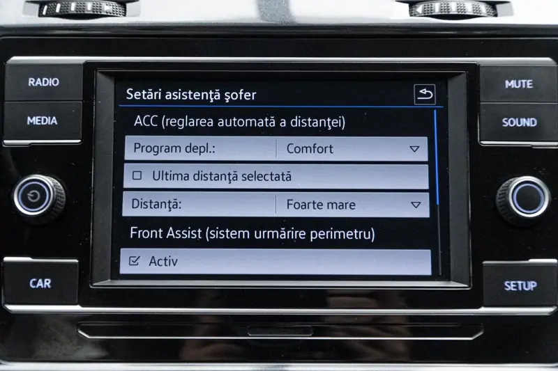 Volkswagen Golf — Poza 27