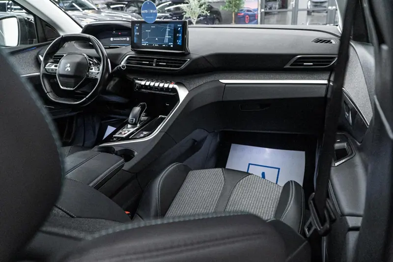 Peugeot 3008 — Poza 2