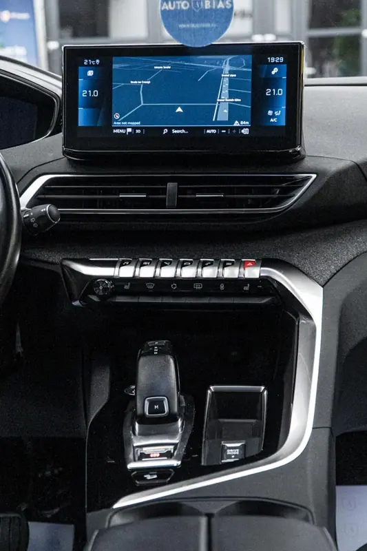 Peugeot 3008 — Poza 4