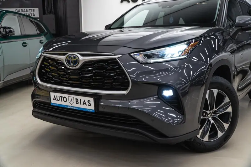 Toyota Highlander — Poza 10