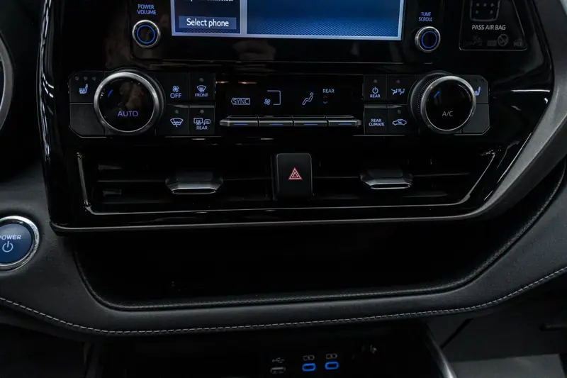Toyota Highlander — Poza 21
