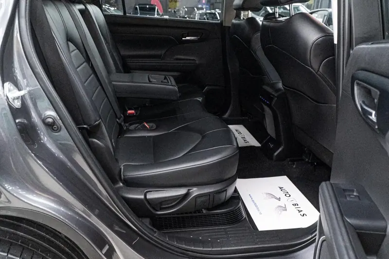 Toyota Highlander — Poza 11