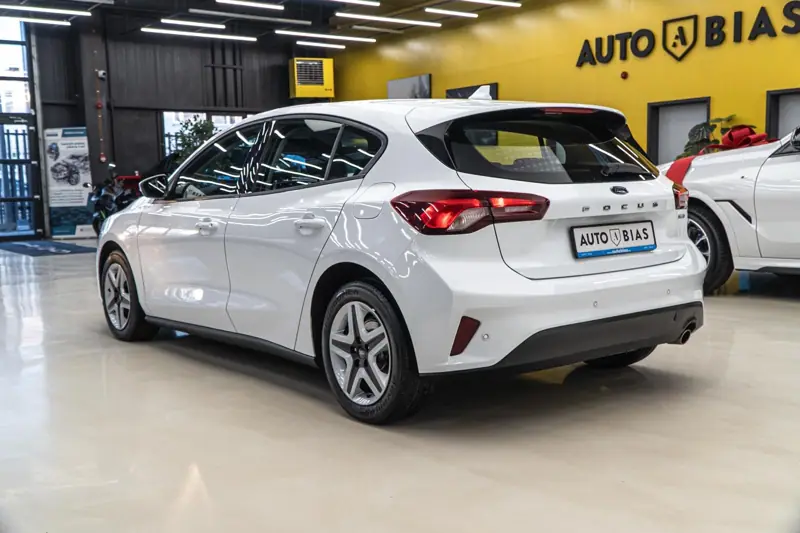 Ford Focus — Poza 5