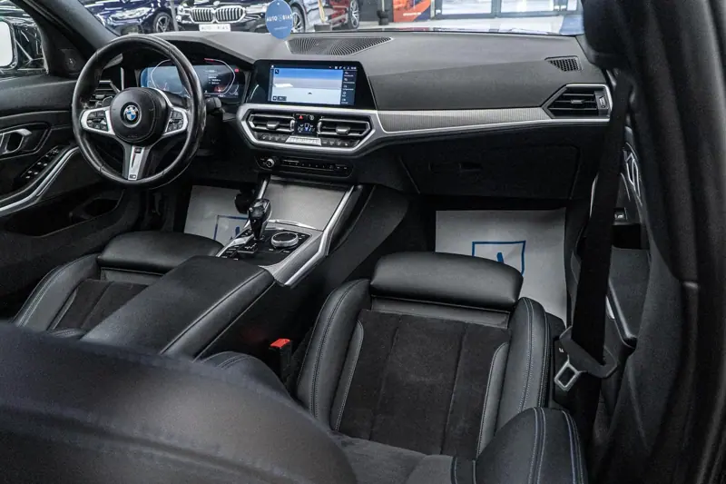 BMW Seria 3 — Poza 2
