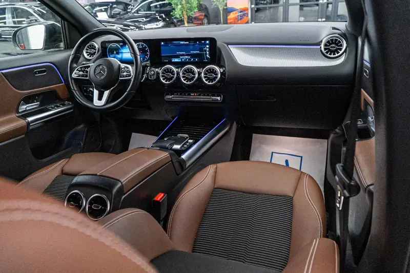 Mercedes-Benz GLA — Poza 2