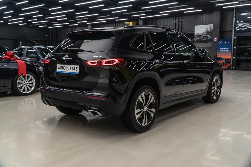 Mercedes-Benz GLA — Poza 7