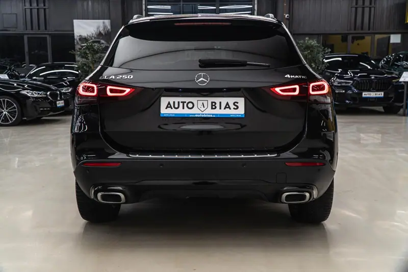 Mercedes-Benz GLA — Poza 25