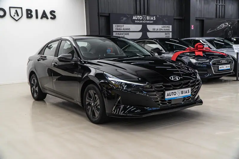 Hyundai Elantra — Poza 3