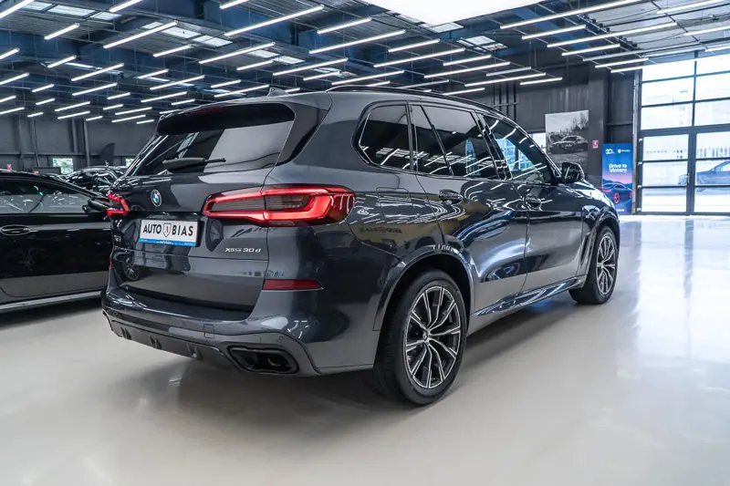 BMW X5 — Poza 7