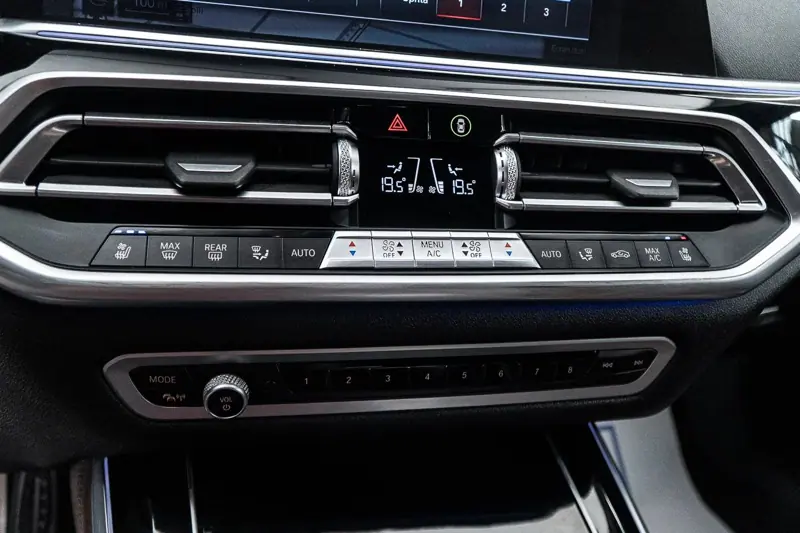 BMW X5 — Poza 11