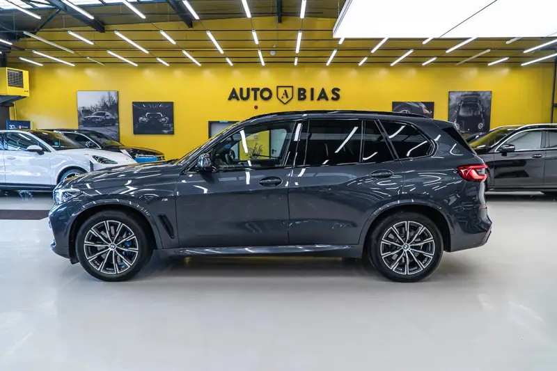 BMW X5 — Poza 16