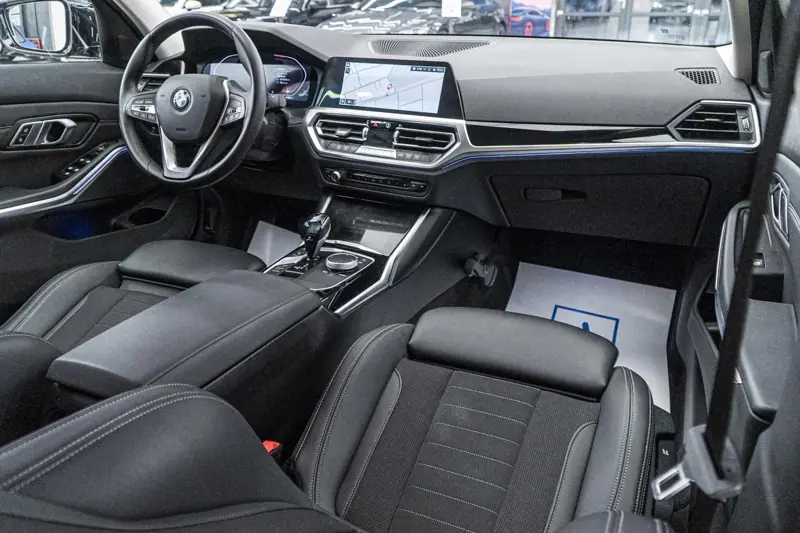 BMW Seria 3 — Poza 2