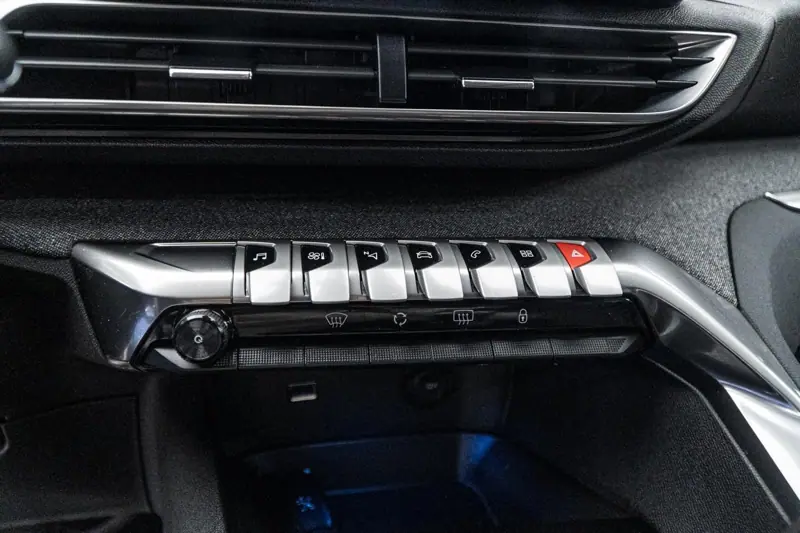 Peugeot 3008 — Poza 21