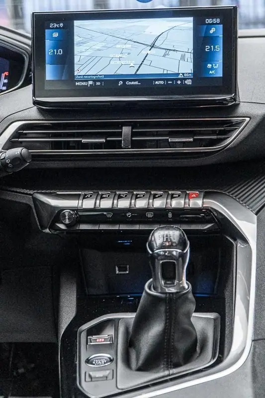 Peugeot 3008 — Poza 6