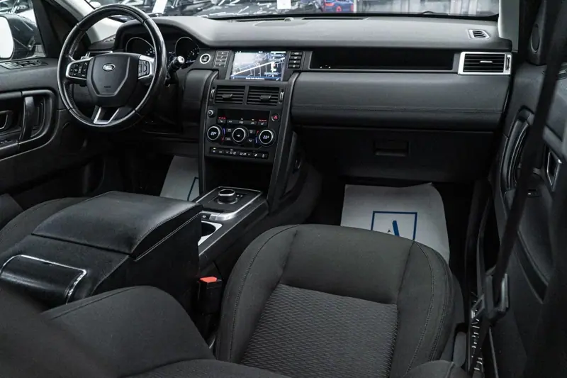 Land Rover Discovery Sport — Poza 2
