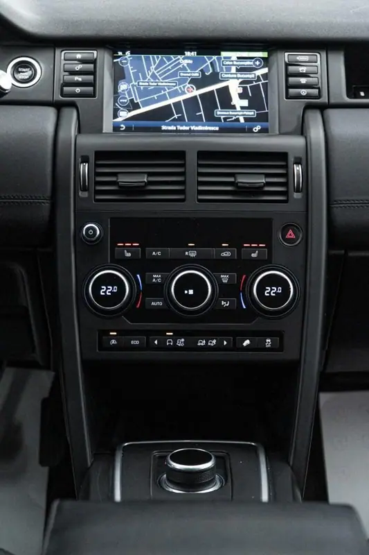 Land Rover Discovery Sport — Poza 4