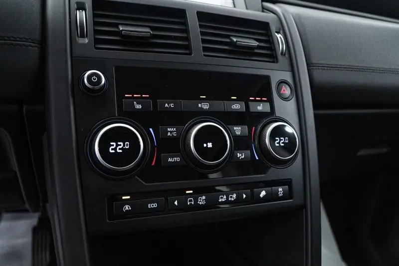 Land Rover Discovery Sport — Poza 11