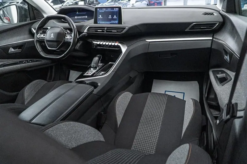 Peugeot 3008 — Poza 2