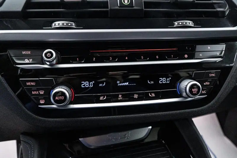 BMW X4 — Poza 11