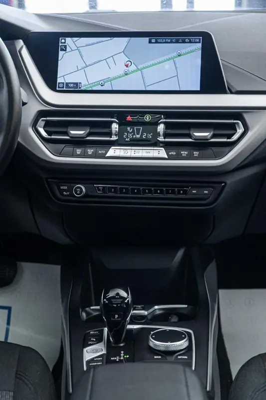 BMW Seria 2 — Poza 6