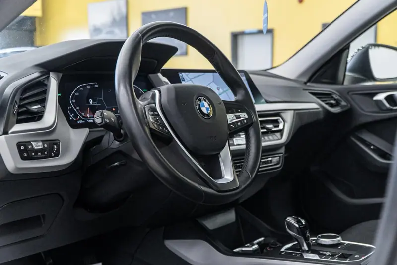 BMW Seria 2 — Poza 15