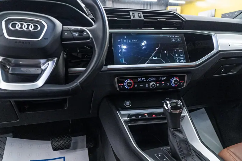 Audi Q3 Sportback — Poza 23