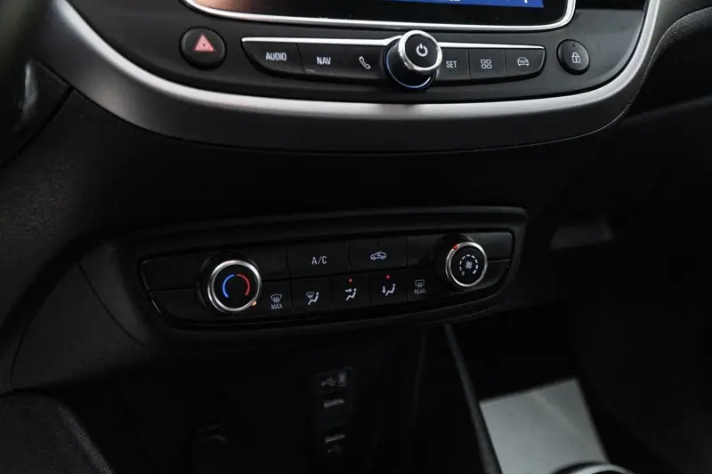 Opel Crossland — Poza 11