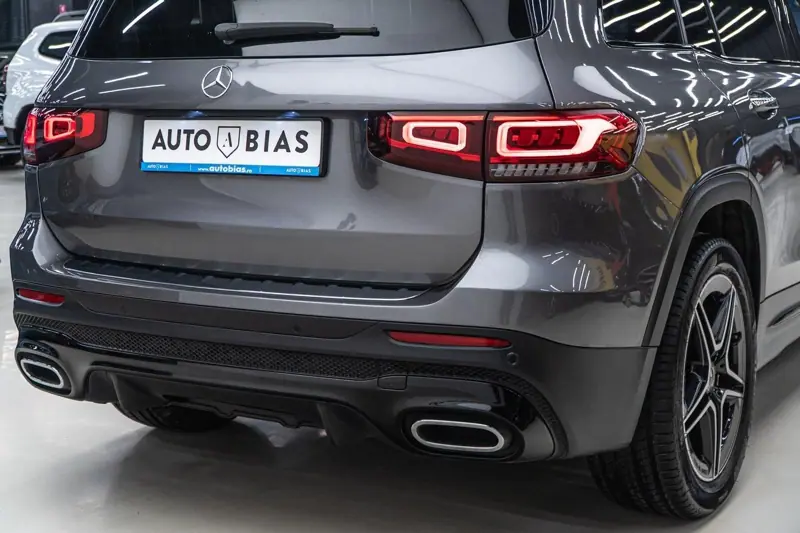 Mercedes-Benz GLB — Poza 13